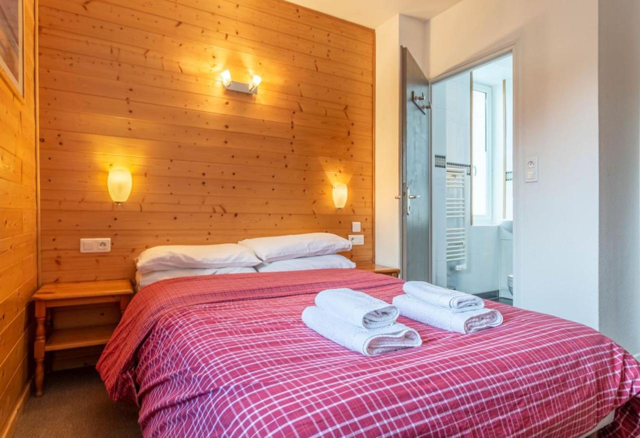 Hotel Les Aravis Saint-Jean-de-Sixt Dış mekan fotoğraf