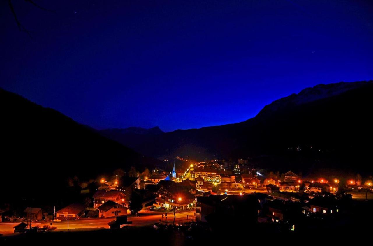 Hotel Les Aravis Saint-Jean-de-Sixt Dış mekan fotoğraf